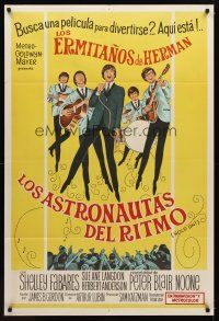 1d108 HOLD ON Argentinean '66 rock & roll, great full-length image of Herman's Hermits performing!