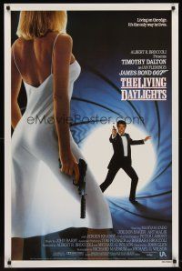 1g430 LIVING DAYLIGHTS int'l 1sh '87 Dalton as Bond & sexy Maryam d'Abo in sheer dress w/gun!