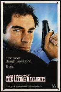 1g431 LIVING DAYLIGHTS teaser 1sh '87 photo of Timothy Dalton as James Bond with gun by Hamshere!