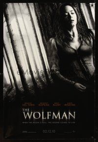 1g790 WOLFMAN teaser DS 1sh '10 werewolf horror, pretty Emily Blunt on the run!