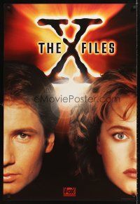 1g797 X-FILES TV 1sh '94 close-up image of FBI agents David Duchovny & Gillian Anderson!