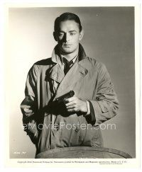 1m019 ALAN LADD 8x10 still '42 incredible close up with gun from This Gun For Hire!