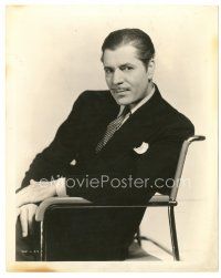 1m521 PENTHOUSE deluxe 8x10 still '33 great seated portrait of Warner Baxter in suit & tie!