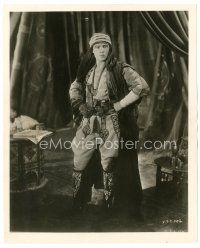 1m625 SON OF THE SHEIK 8x10 still '26 full-length portrait of Rudolph Valentino in great costume!