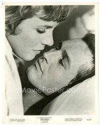 1m692 TORN CURTAIN 8x10 still '66 romantic close up of Paul Newman & Julie Andrews, Hitchcock
