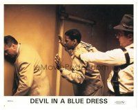 1s403 DEVIL IN A BLUE DRESS LC #7 '95 close up of man holding gun to Denzel Washington's head!