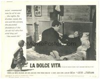 1s593 LA DOLCE VITA LC #8 R66 Federico Fellini, Marcello Mastroianni & Anouk Aimee on bed!
