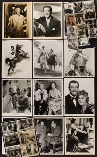 1x151 LOT OF 30 ROBERT TAYLOR STILLS '40s-50s great portraits of the handsome leading man!