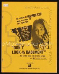 1x596 DON'T LOOK IN THE BASEMENT pressbook '73 the day the insane took over the asylum!
