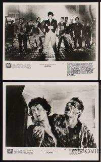 1x736 ALIENS TV presskit w/ 9 stills R88 James Cameron, Sigourney Weaver, Carrie Henn, Biehn!