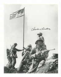 2a725 CHARLES W. LINDBERG signed 8x10 REPRO still '80s raising the flag at Mt. Suribachi in WWII!