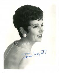 2a807 JANE WYATT signed 8x10 REPRO still '80s great head & shoulders portrait of the actress!