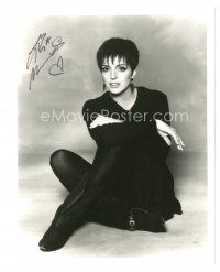 2a872 LIZA MINNELLI signed 8x10 REPRO still '80s full-length seated portrait of the star!