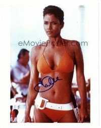 2a788 HALLE BERRY signed color 8x10 REPRO still '00s c/u in sexy bikini as Jinx in Die Another Day!