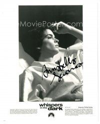 2a266 ANNABELLA SCIORRA signed 8x10 still '92 c/u of the pretty actress from Wispers in the Dark!