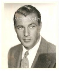 2a299 GARY COOPER signed 8x9.75 still '40s head & shoulders portrait of the legendary leading man!