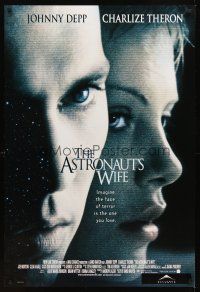 2c048 ASTRONAUT'S WIFE int'l 1sh '99 close up of Johnny Depp & sexy Charlize Theron!