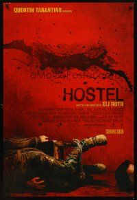 2c323 HOSTEL advance DS 1sh '05 Jay Hernandez, image of person in chains, Eli Roth gore-fest!