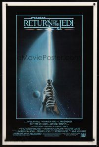 2c560 RETURN OF THE JEDI 1sh '83 George Lucas classic, great art of hands holding lightsaber!