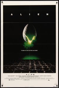 2d027 ALIEN 1sh '79 Ridley Scott outer space sci-fi classic, cool hatching egg image!