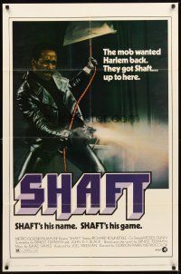 2d796 SHAFT 1sh '71 classic image of tough Richard Roundtree shooting gun!