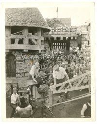 2g215 CRUSADES candid 8x10 still '35 Cecil B DeMille by camera on castle set with lots of extras!