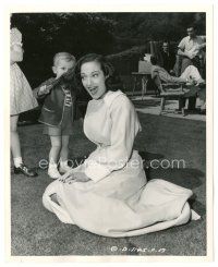 2g259 DOROTHY LAMOUR candid deluxe 8x10 still '48 her son is brushing her hair on set by Ned Scott!