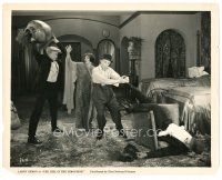 2g351 GIRL IN THE LIMOUSINE 8x10 still '24 Larry Semon in fight about to be hit with giant pot!