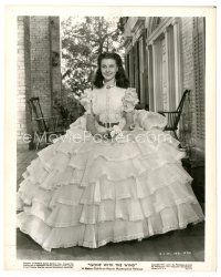 2g362 GONE WITH THE WIND 8x10 still R47 Vivien Leigh in beautiful hoop skirt dress!