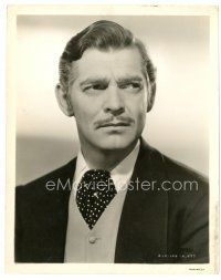 2g361 GONE WITH THE WIND 8x10 still '39 head & shoulders close up of scowling Clark Gable!