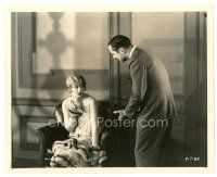 2g424 INTERFERENCE 8x10 still '28 c/u of William Powell looking down at nervous Evelyn Brent!