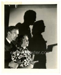 2g485 KILLER AT LARGE 8x10 still '36 cool moody c/u of Russell Hardie & Mary Brian w/guns by Paul!