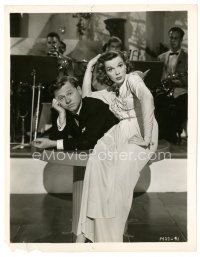 2g848 WORDS & MUSIC 8x10 still '49 Judy Garland & Mickey Rooney performing by band!