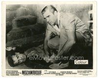 2g577 MOZAMBIQUE English FOH LC '65 close up of Steve Cochran over unconscious man!