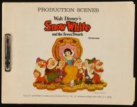 2m402 SNOW WHITE & THE SEVEN DWARFS set of 2 booklets w/34 stills R67 Story in Pictures & Scenes!