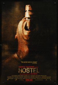 2t321 HOSTEL advance DS 1sh '05 Jay Hernandez, creepy image from Eli Roth gore-fest!