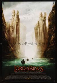 2t428 LORD OF THE RINGS: THE FELLOWSHIP OF THE RING advance DS 1sh '01 cool statues on river!