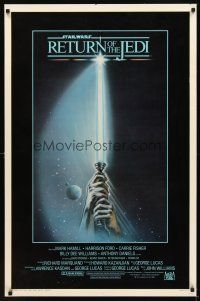 2t559 RETURN OF THE JEDI int'l 1sh '83 George Lucas classic, great art of hands holding lightsaber!