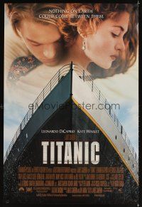 2t723 TITANIC 1sh '97 Leonardo DiCaprio, Kate Winslet, James Cameron!
