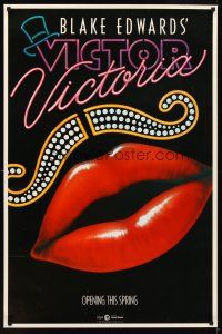 2t757 VICTOR VICTORIA teaser 1sh '82 Blake Edwards, cool lips & mustache art by John Alvin!