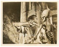 2s048 7th VOYAGE OF SINBAD 8x10 still '58 Harryhausen, c/u of Kerwin Mathews in skeleton battle!