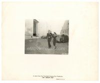 2s076 ALL ABOUT EVE candid 8x10 still '50 Anne Baxter & George Sanders walking on the studio lot!
