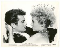 2s419 HOUDINI 8x10 still '53 romantic close up of Tony Curtis & real life wife Janet Leigh!