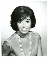 2s604 MARY TYLER MOORE 8x9.75 still '67 smiling portrait with pearls from Thoroughly Modern Millie