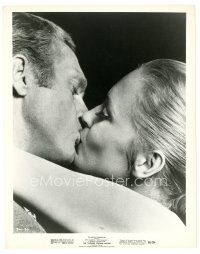 2s865 THOMAS CROWN AFFAIR 8x10 still '68 best close up of Steve McQueen kissing sexy Faye Dunaway!