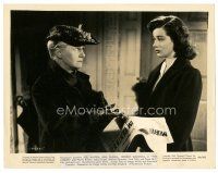 2s903 UNSEEN 8x10 still '44 Gail Russell & Isobel Elsom w/ paper saying 'Murder Victim Identified'!
