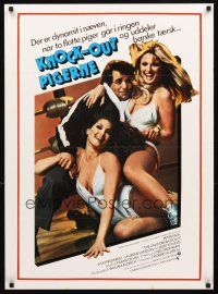 3b577 ALL THE MARBLES Danish '82 great image of Peter Falk & sexy female wrestlers!
