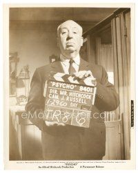 3c737 PSYCHO candid 8x10 still '60 incredible c/u of director Alfred Hitchcock with clapboard!