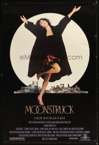3f526 MOONSTRUCK 1sh '87 Nicholas Cage, Olympia Dukakis, Cher in front of NYC skyline!