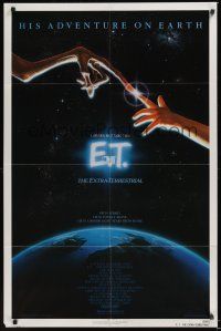 3g215 E.T. THE EXTRA TERRESTRIAL 1sh '82 Steven Spielberg classic, John Alvin art!